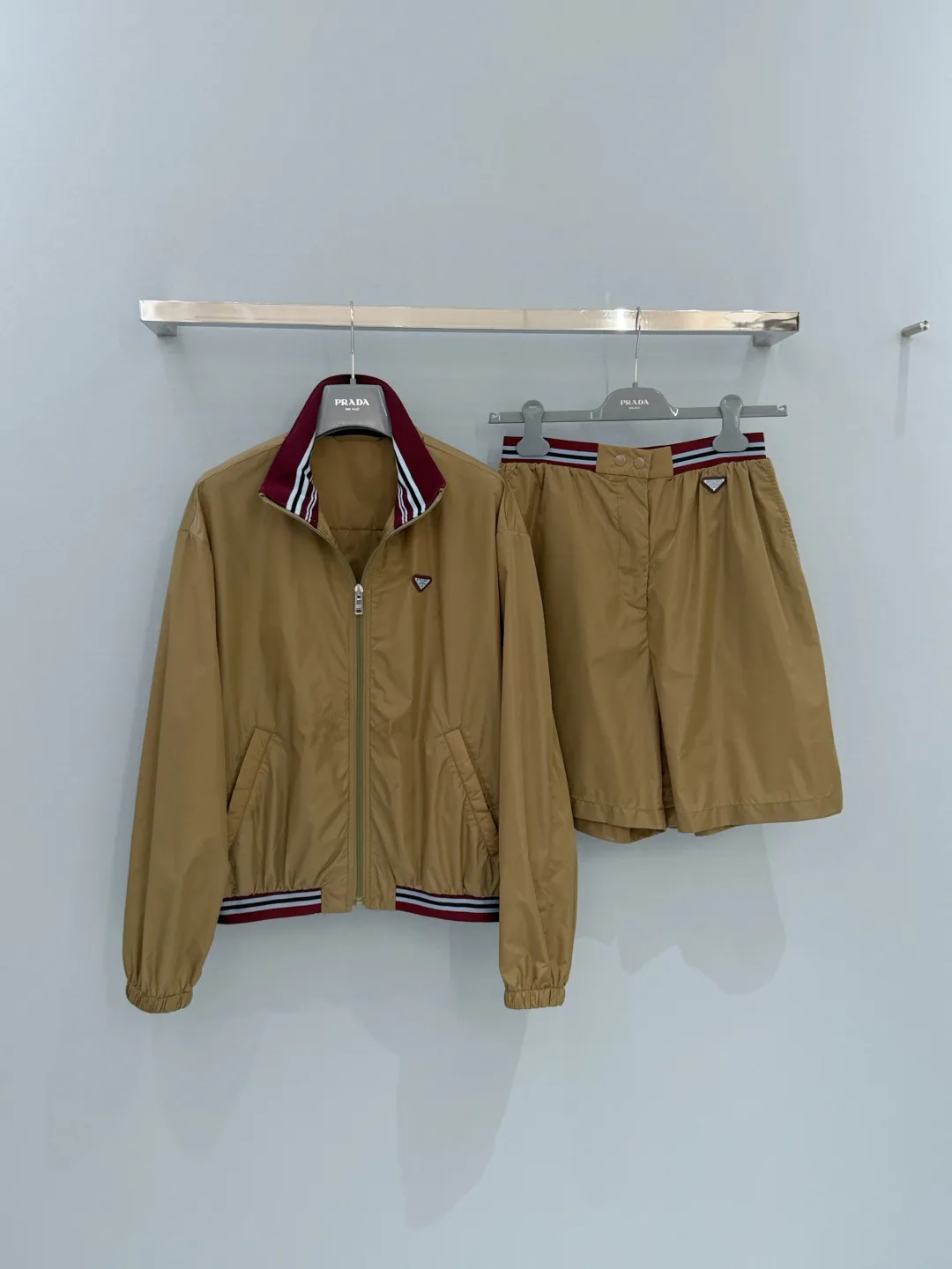 Жакеты Женские Prada 13437613