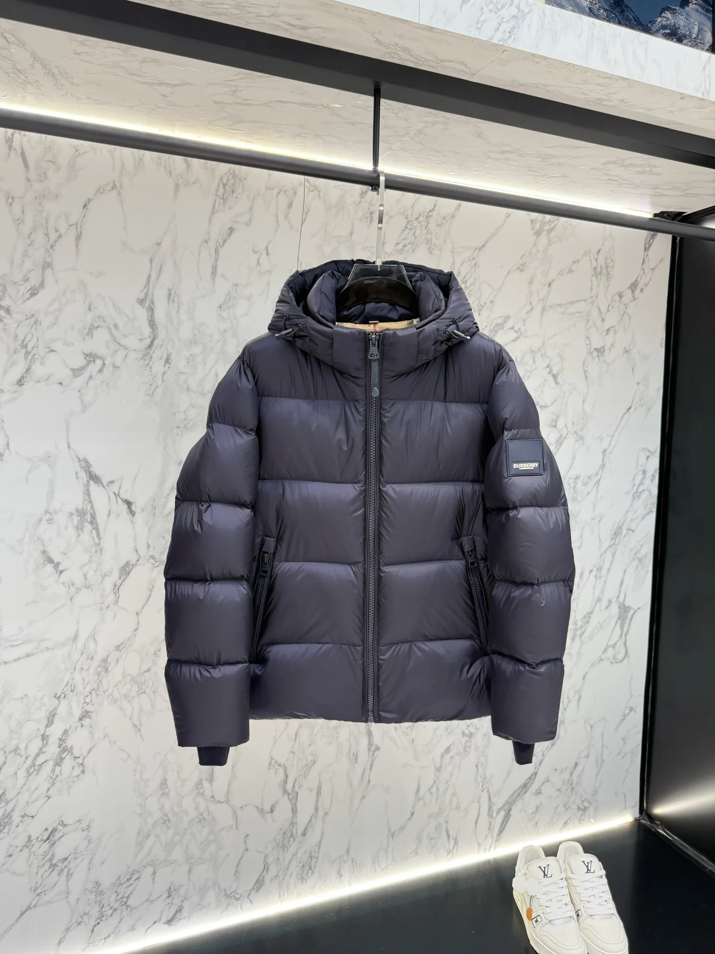 Куртки И Пуховики Женские Burberry 18387695