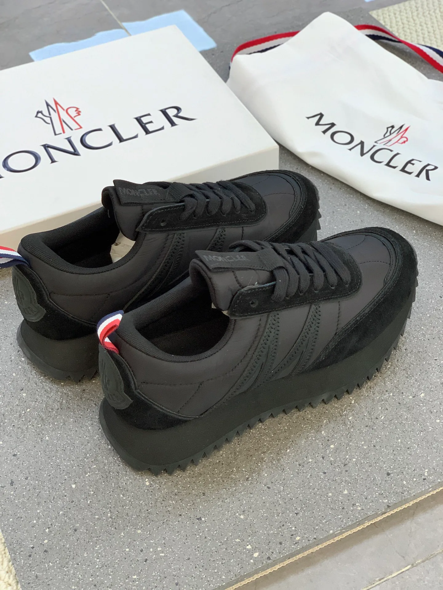 Кроссовки Мужские Moncler 230475