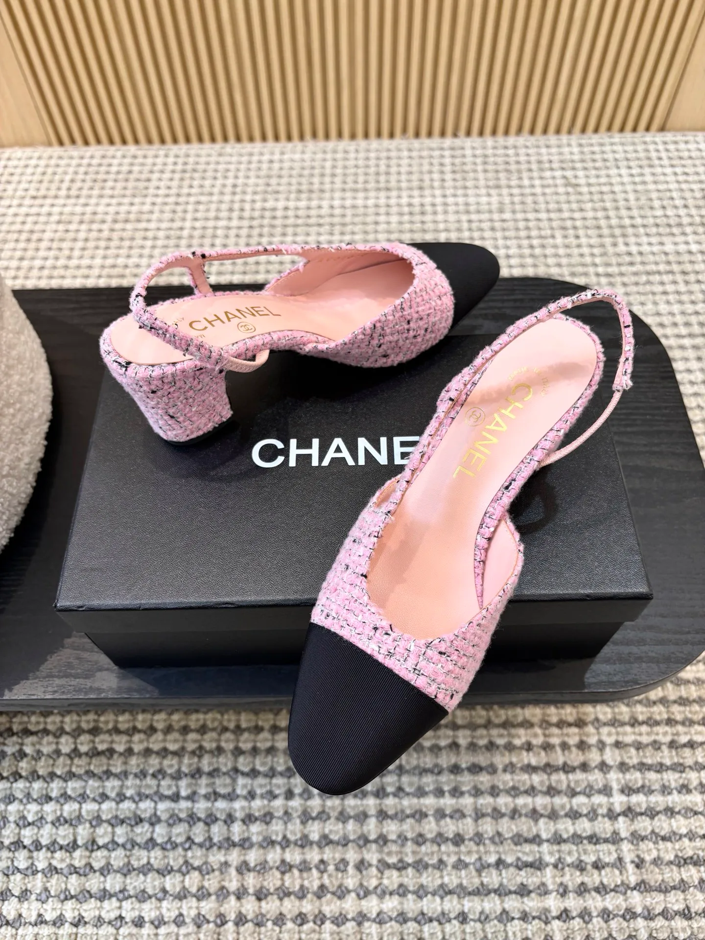 Босоножки Женские Chanel 11879218