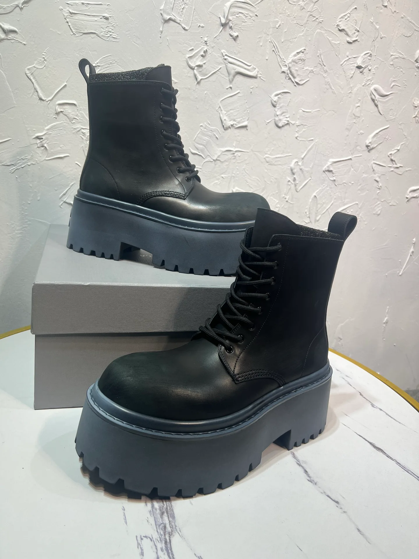 Ботинки Мужские Balenciaga 18225216