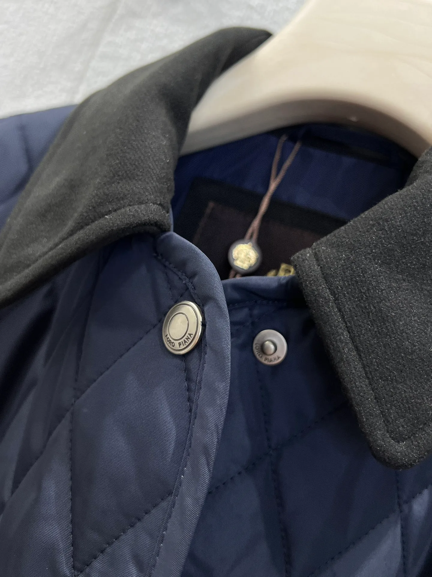 Куртки И Пуховики Женские Loro Piana 144675