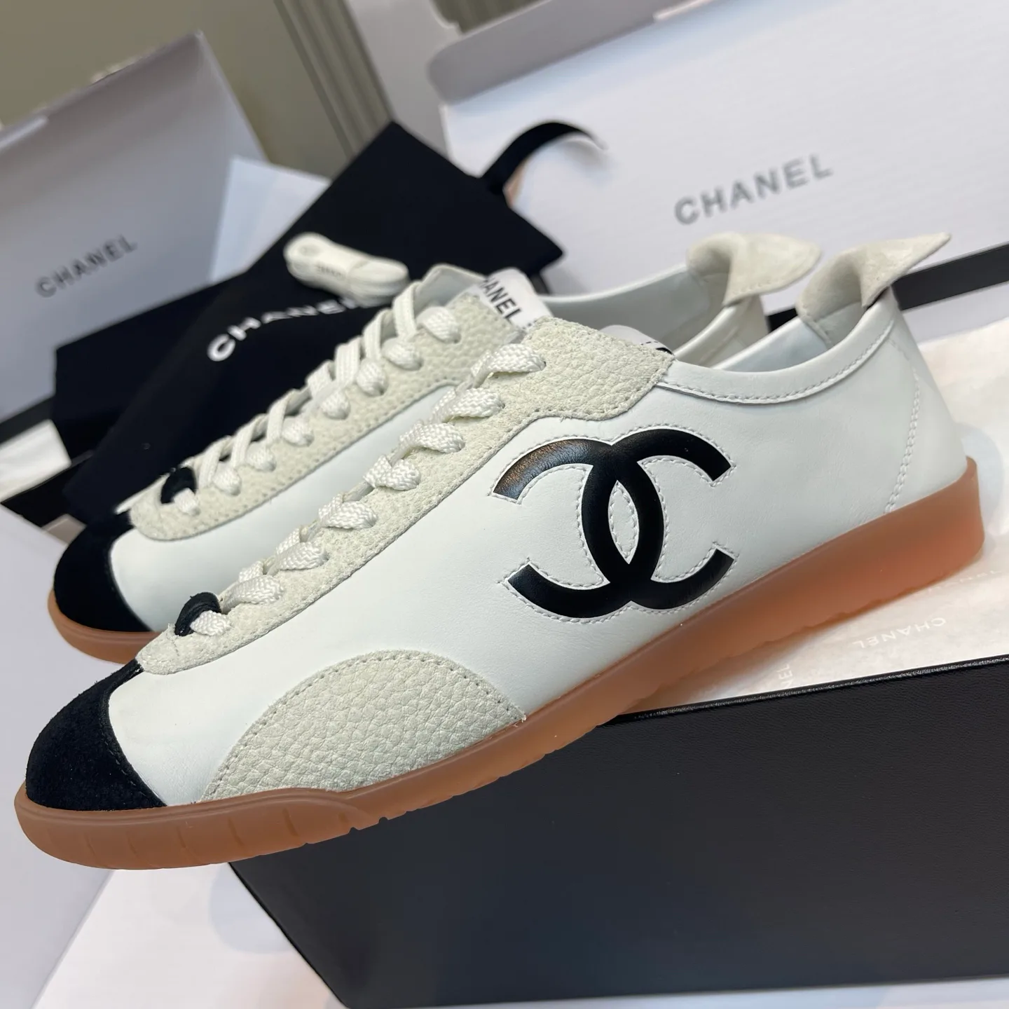 Кроссовки Женские Chanel 11412800