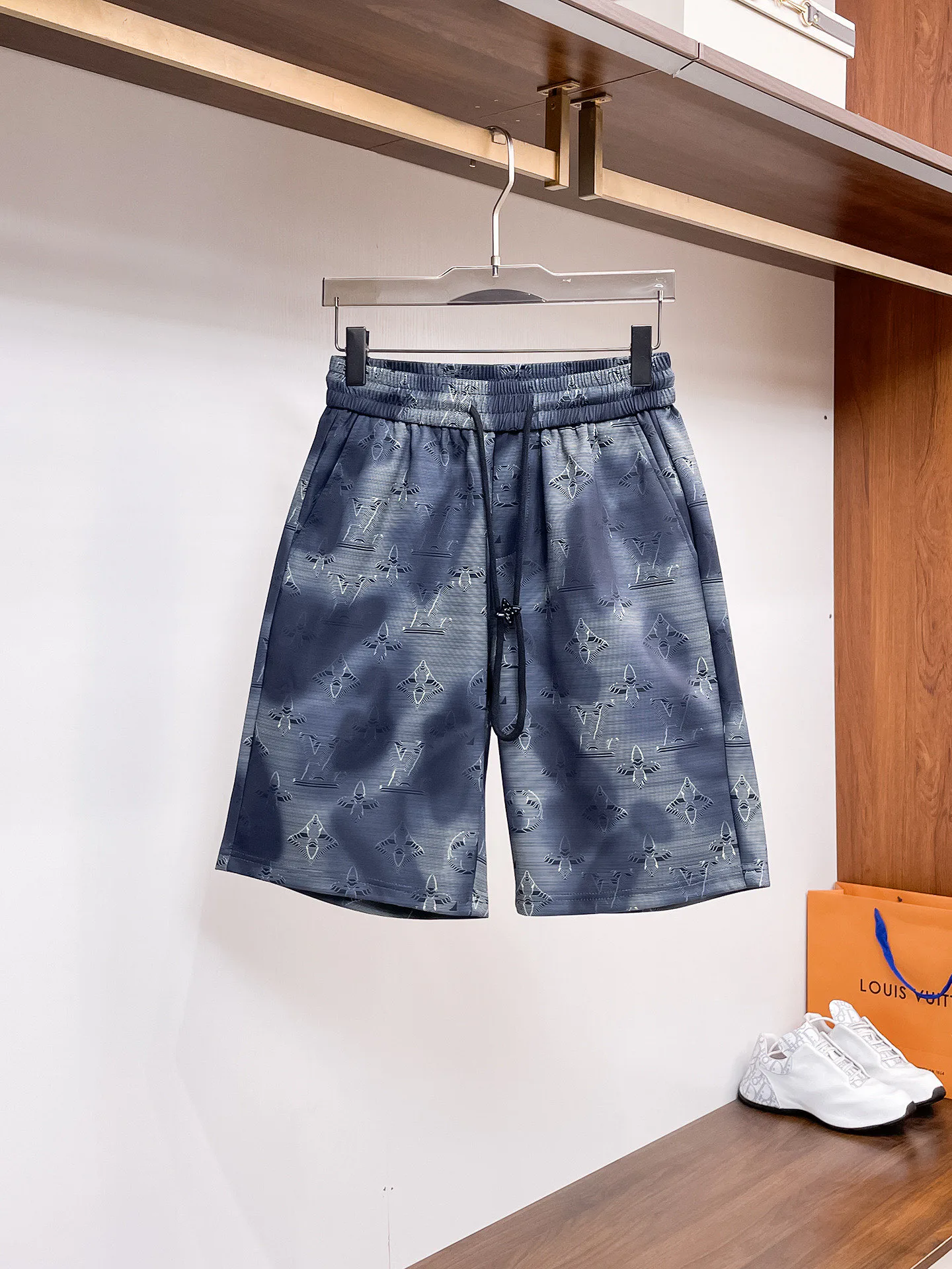 Шорты Мужские Louis Vuitton 13417569