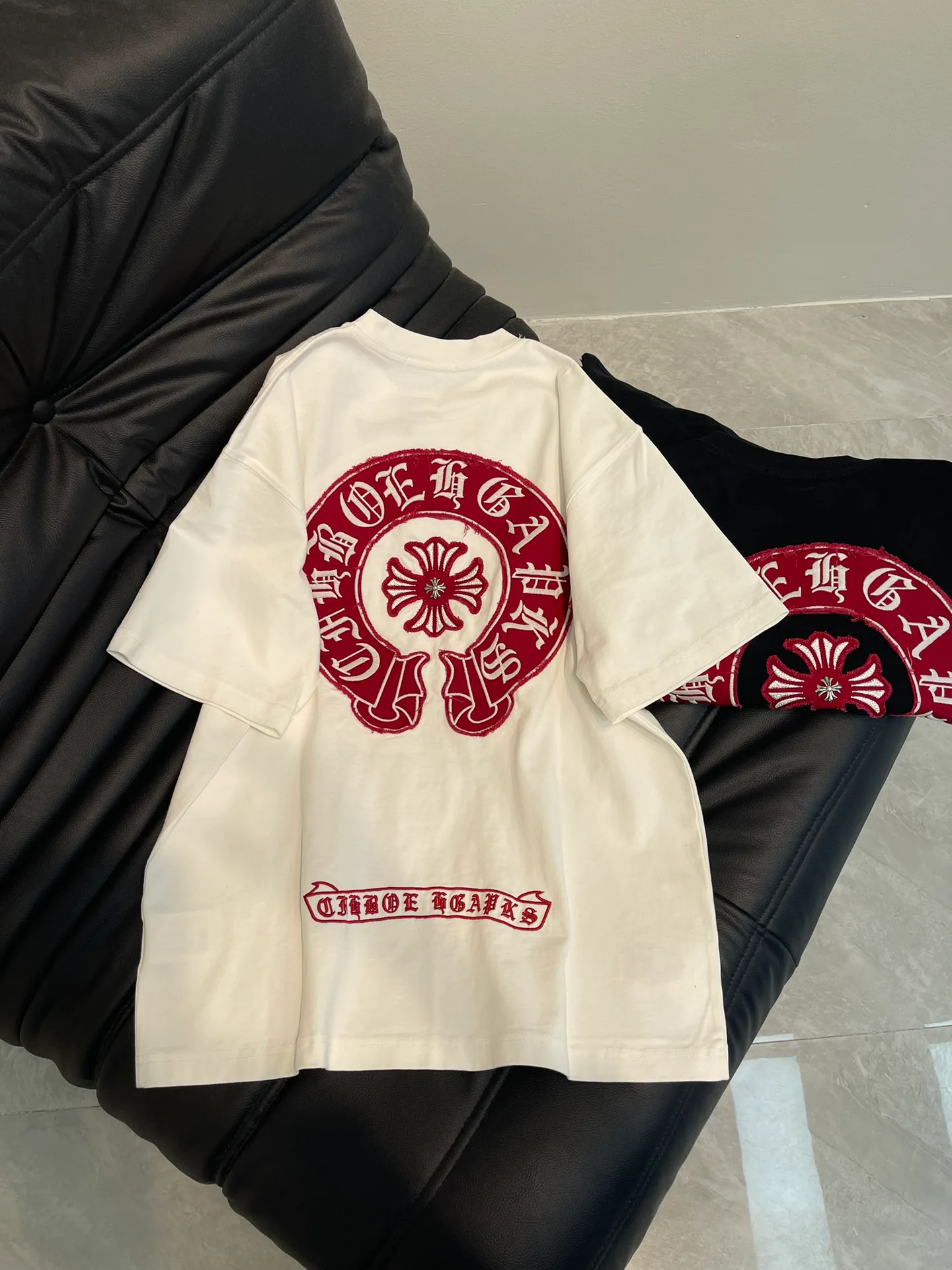 Футболки Женские Chrome Hearts 25282