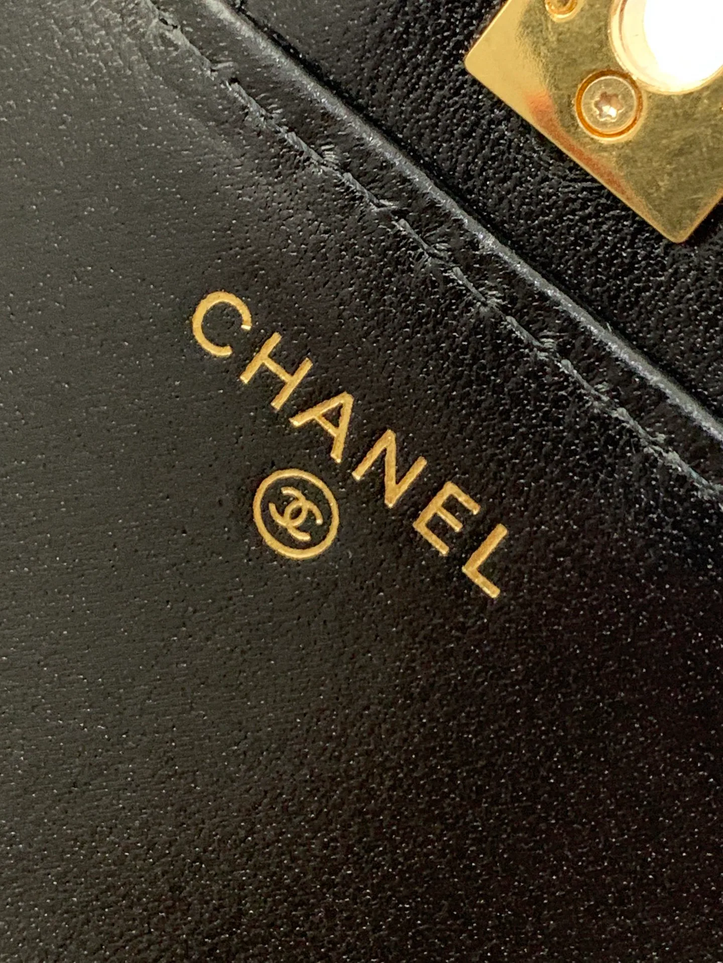 Классические Сумки Женские Chanel 12605773