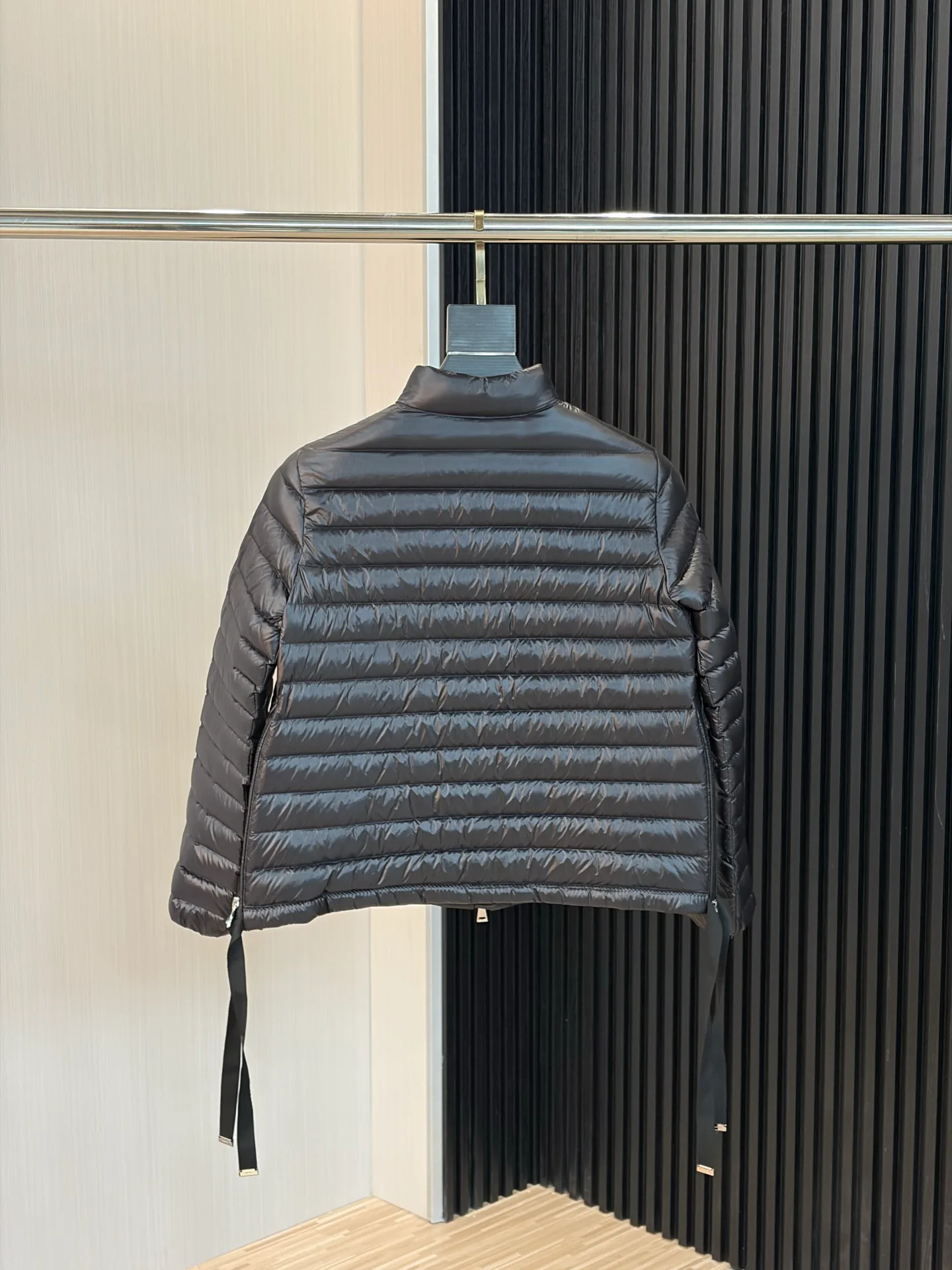 Куртки И Пуховики Мужские Moncler 17908036