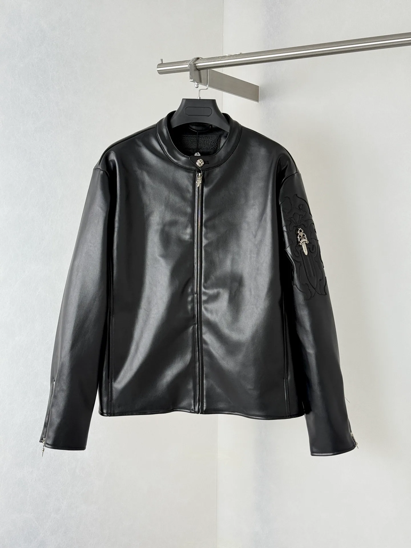 Кожаные Куртки И Дублёнки Мужские Chrome Hearts 17993314