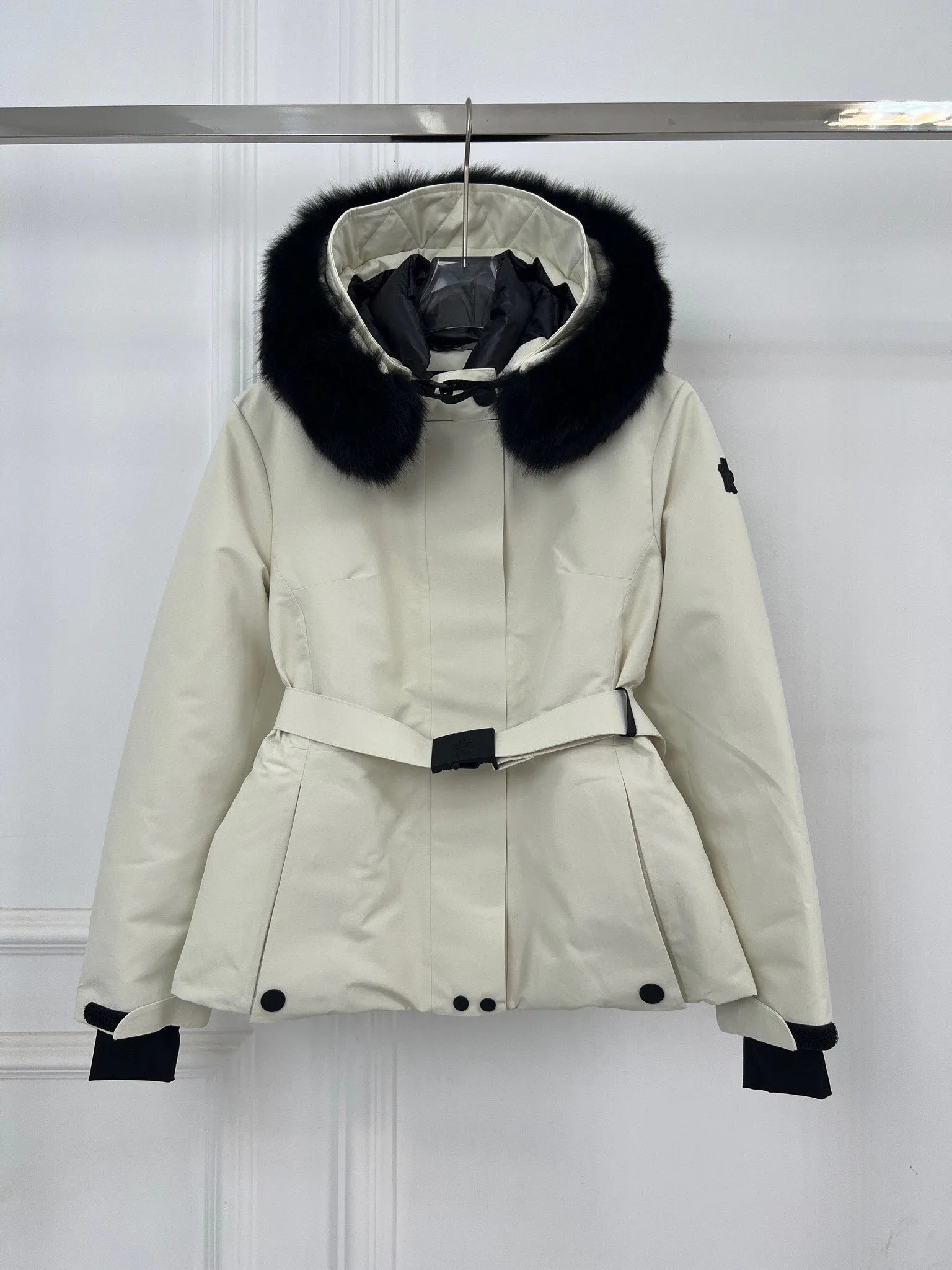 Куртки И Пуховики Женские Moncler 18416208