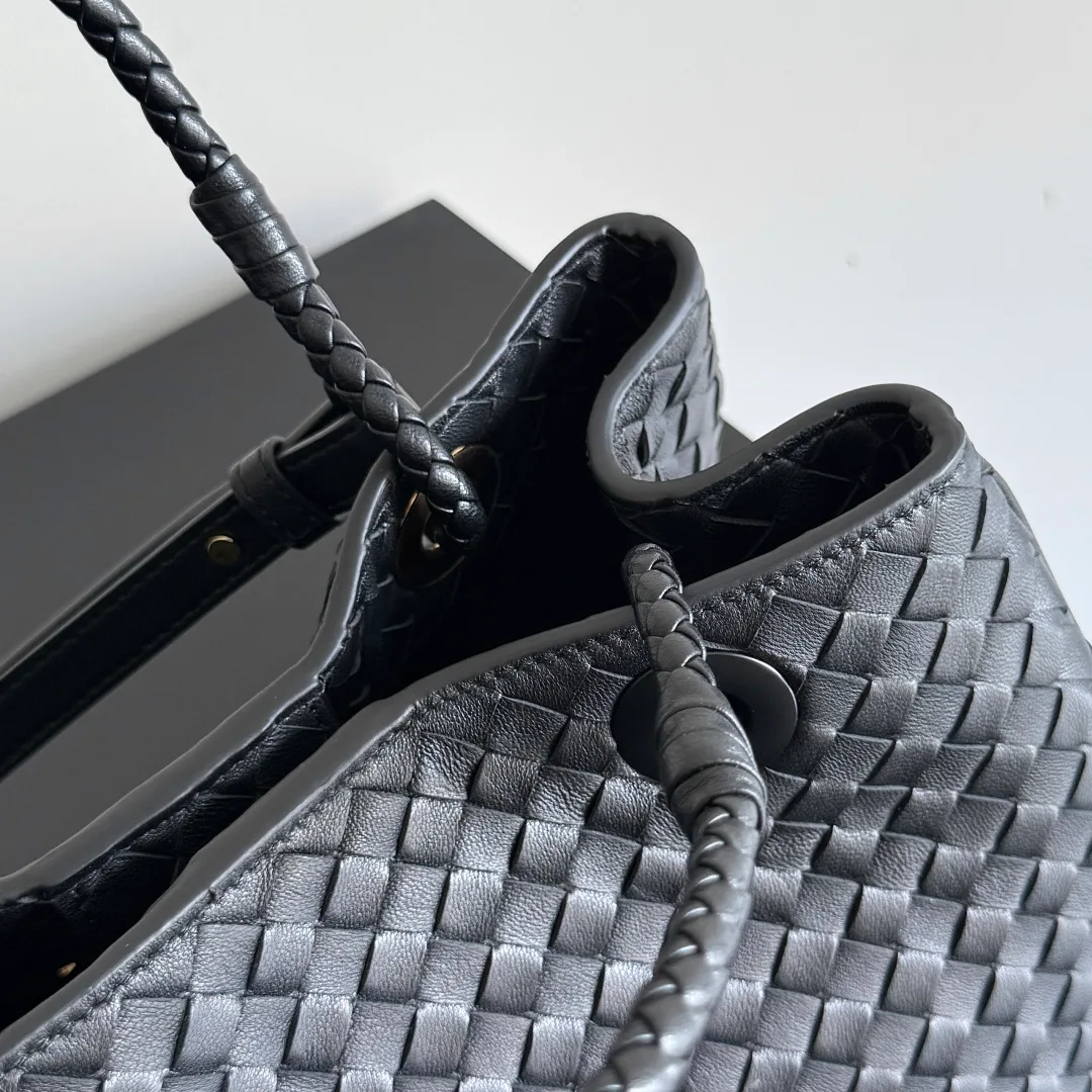 Классические Сумки Женские Bottega Veneta 831692