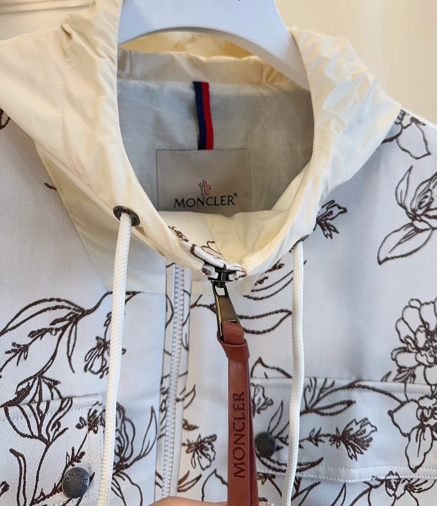 Куртки И Пуховики Женские Moncler 17960280