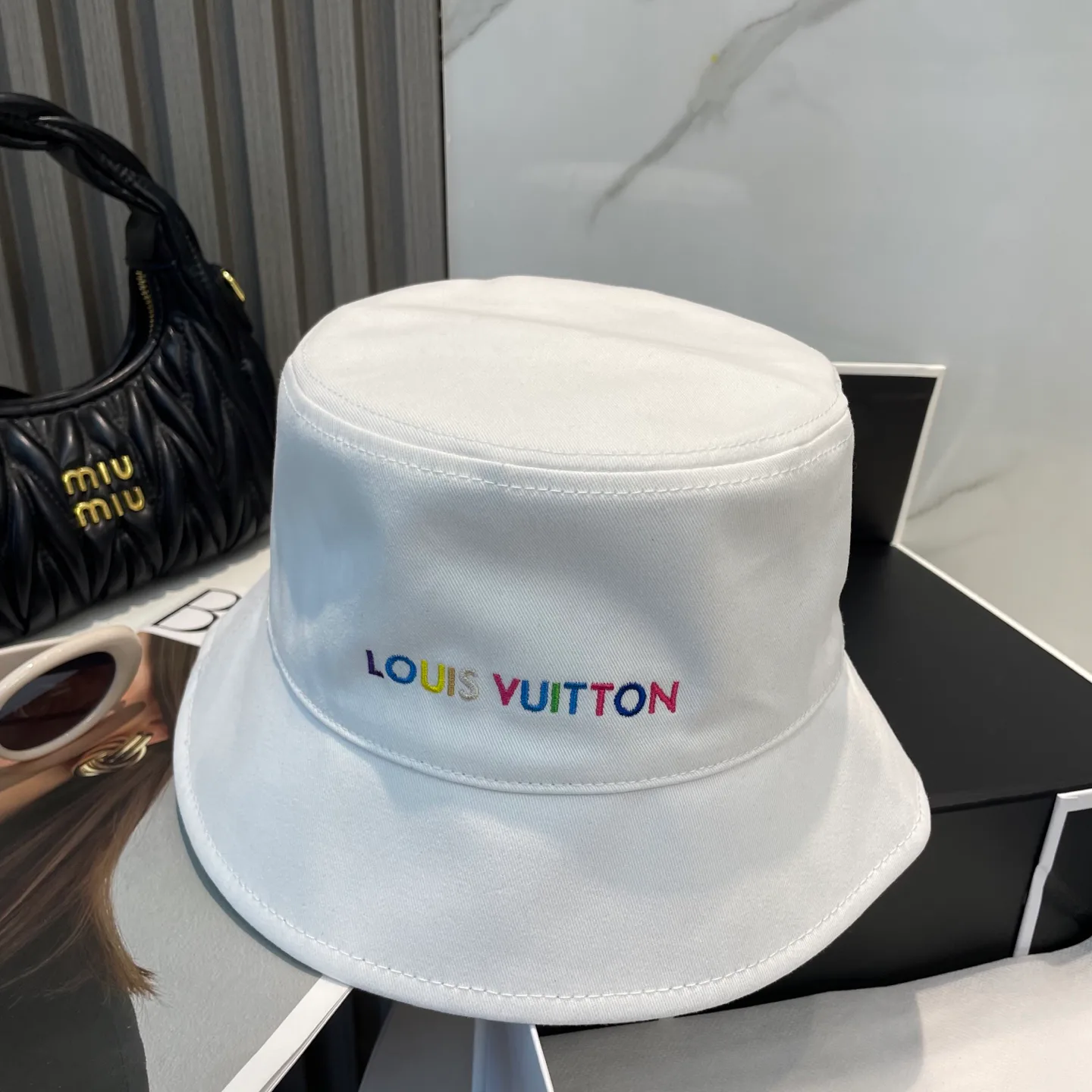 Головные Уборы Louis Vuitton 34683