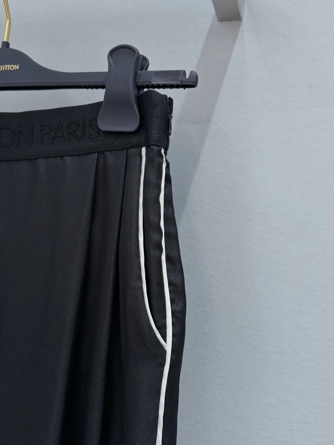 Брюки Женские Louis Vuitton 11251993
