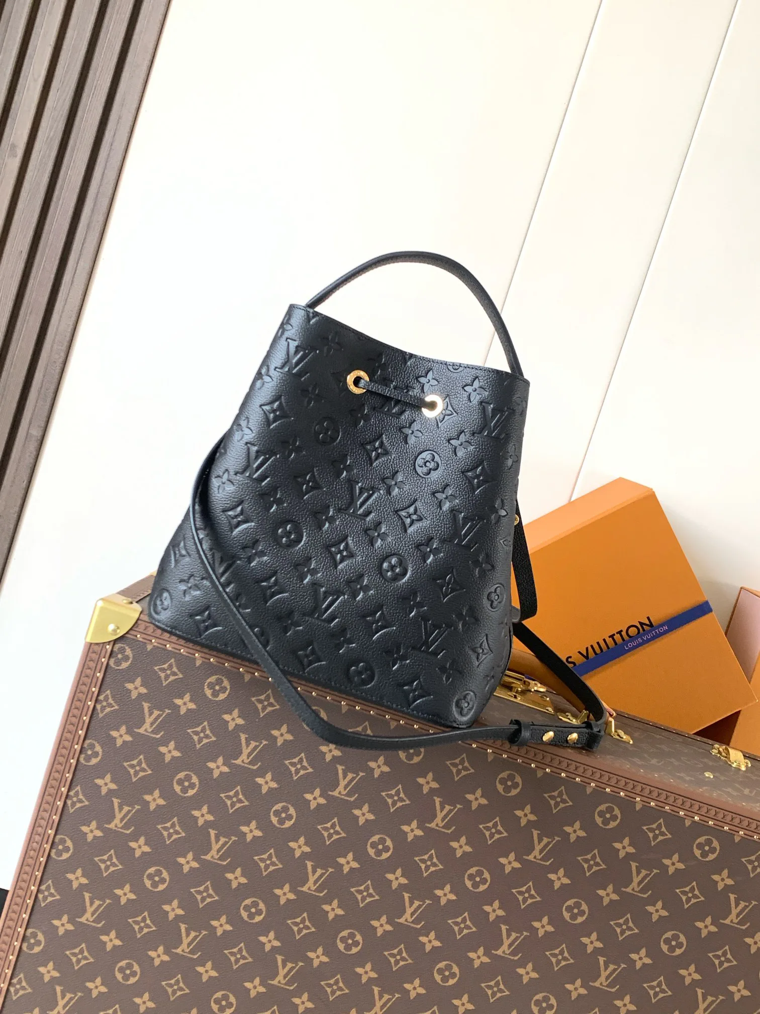 Классические Сумки Женские Louis Vuitton 11704170