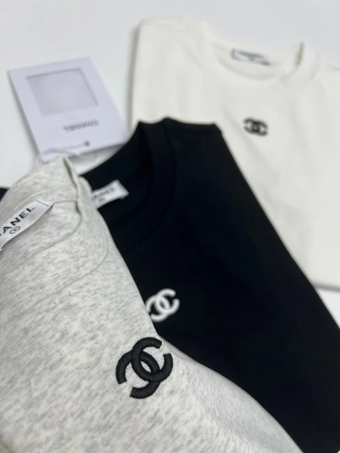 Футболки Женские Chanel 5711007