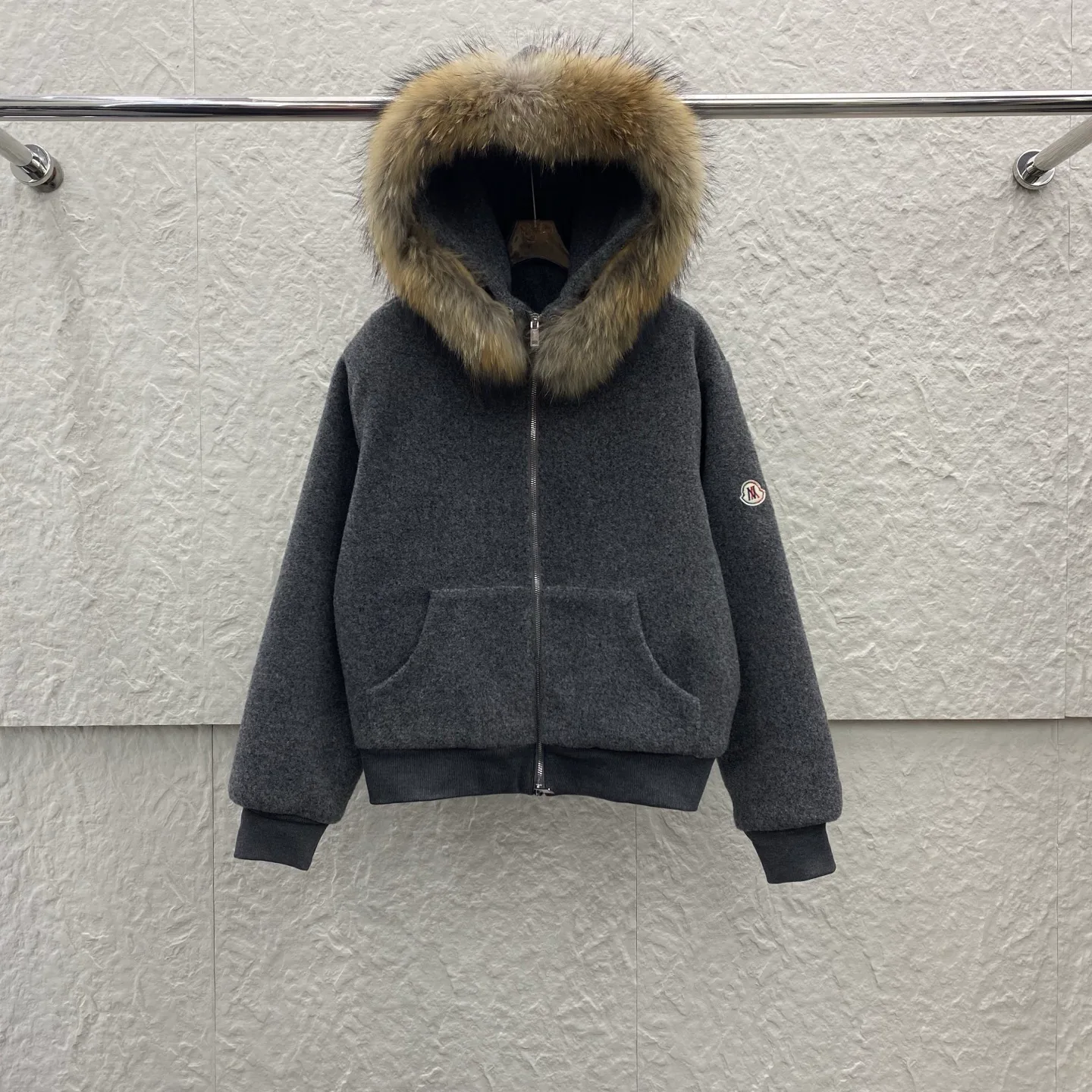 Кожаные Куртки И Дублёнки Женские Moncler 827814