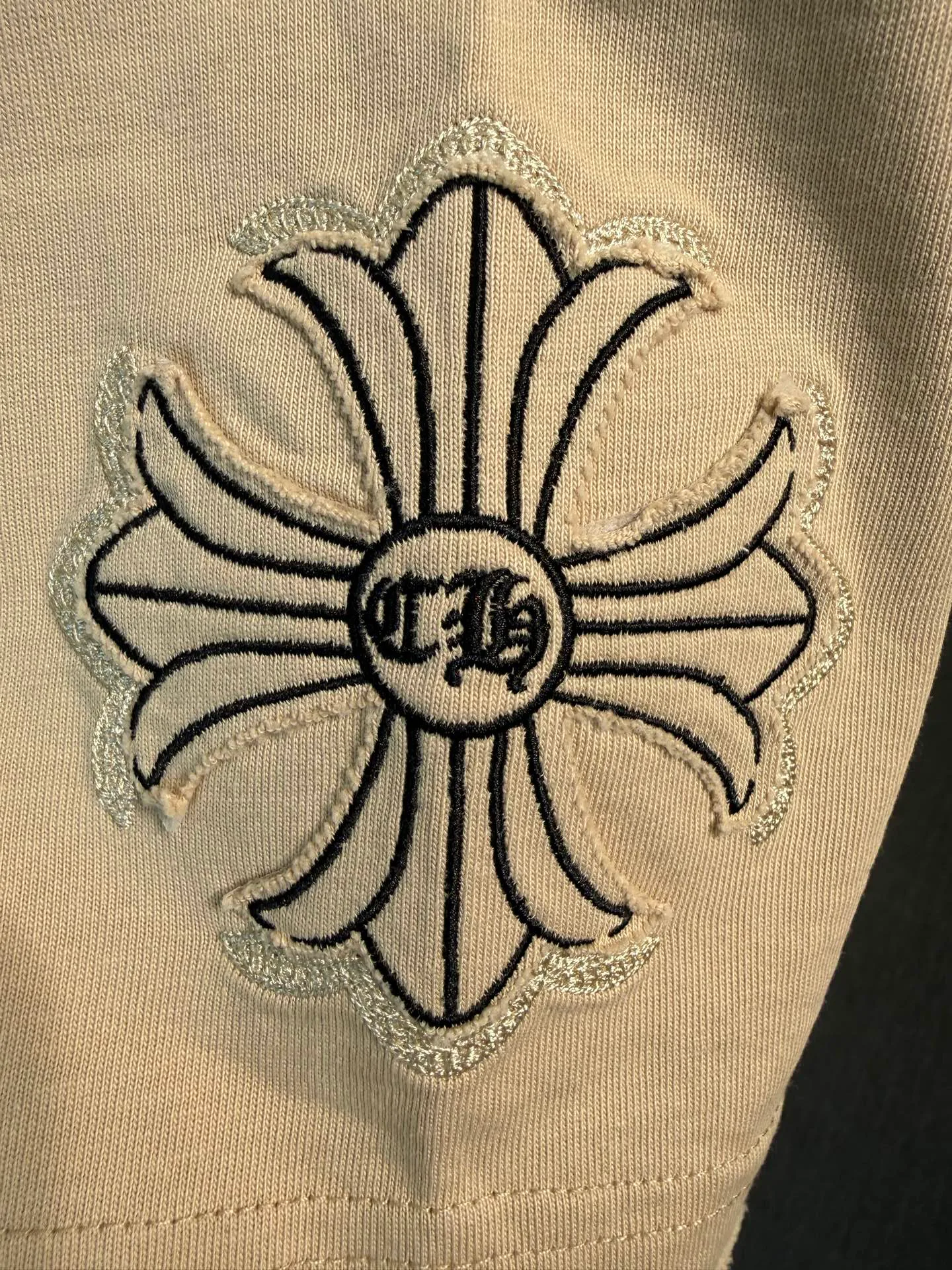 Футболки Женские Chrome Hearts 11528654