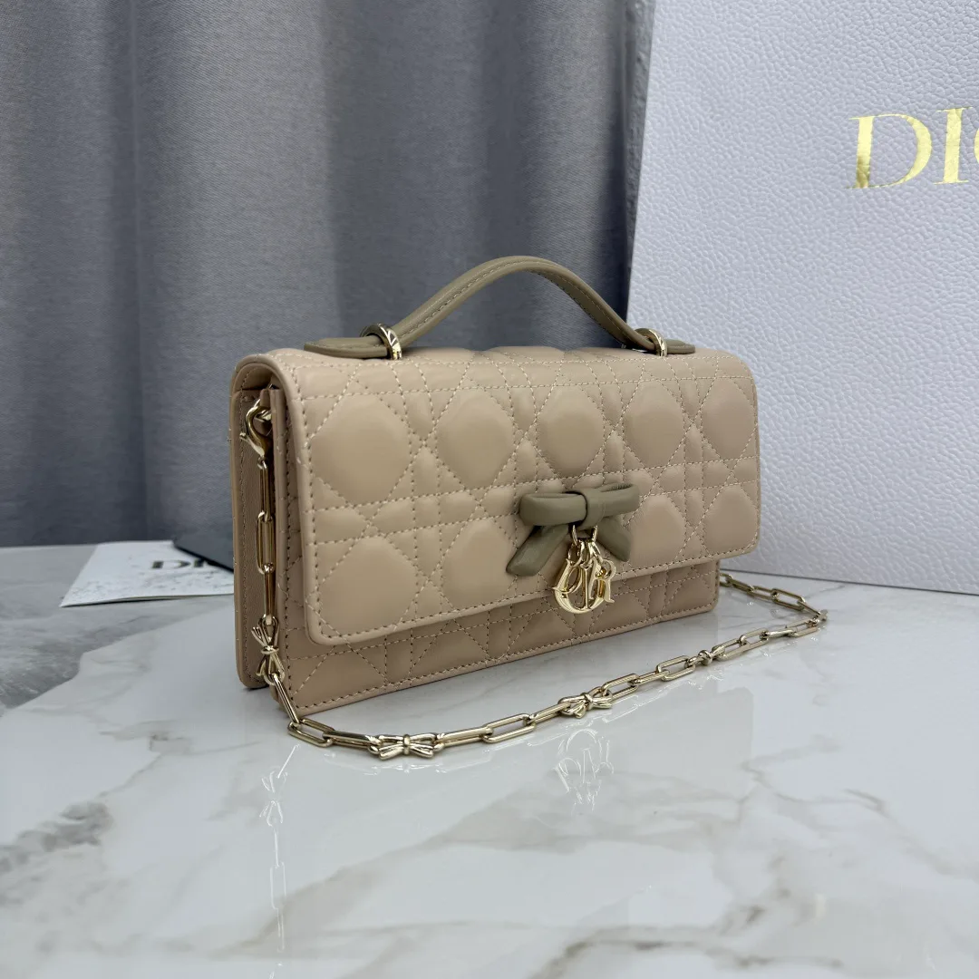 Классические Сумки Женские Christian Dior 12594777