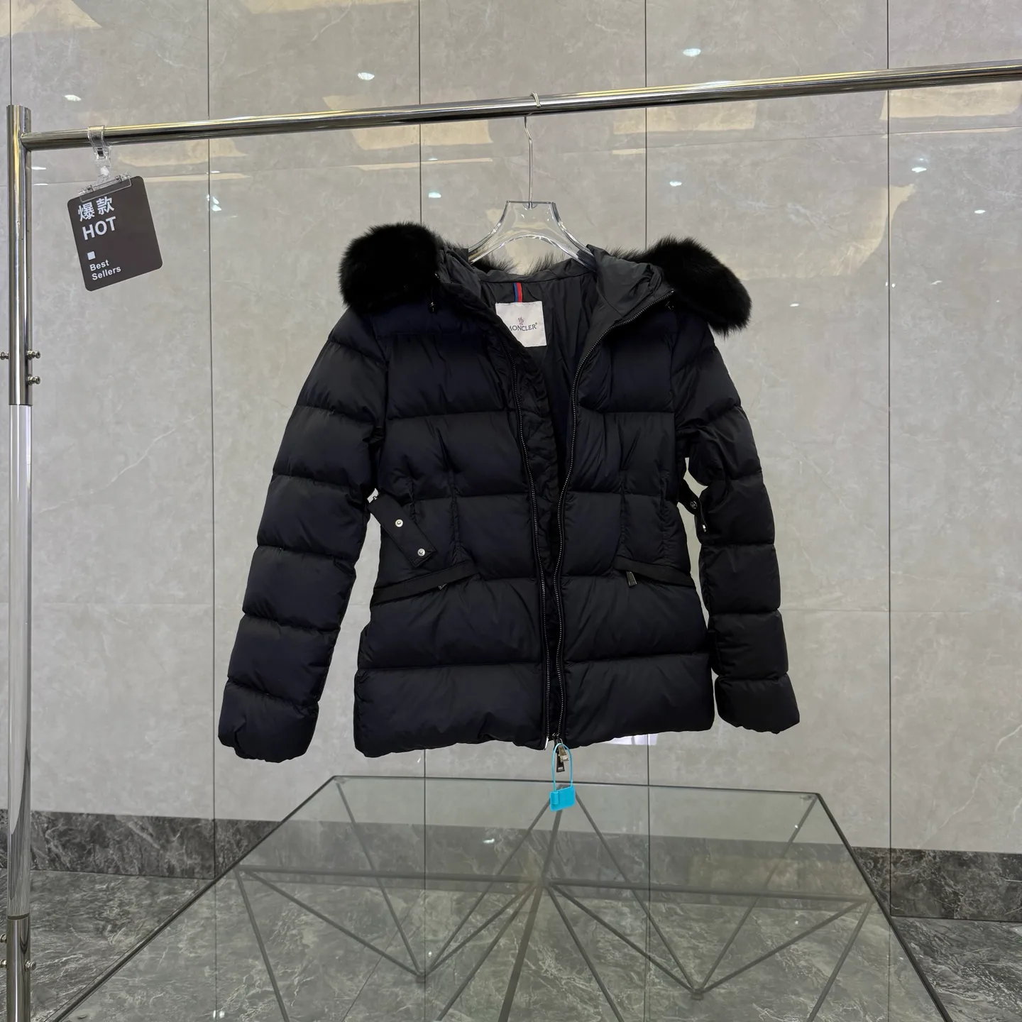 Куртки И Пуховики Женские Moncler 17949910