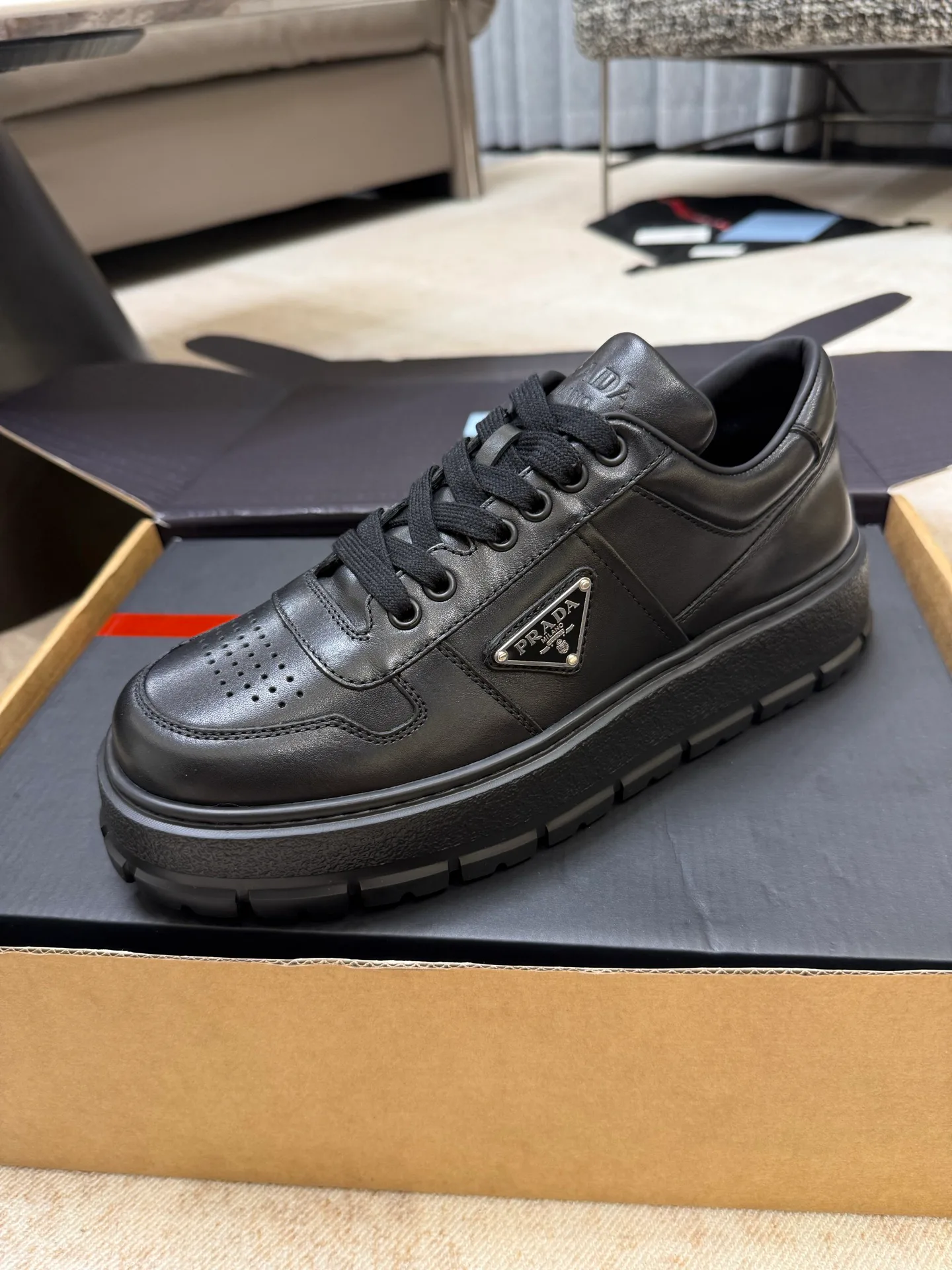 Кроссовки Мужские Prada 11411023