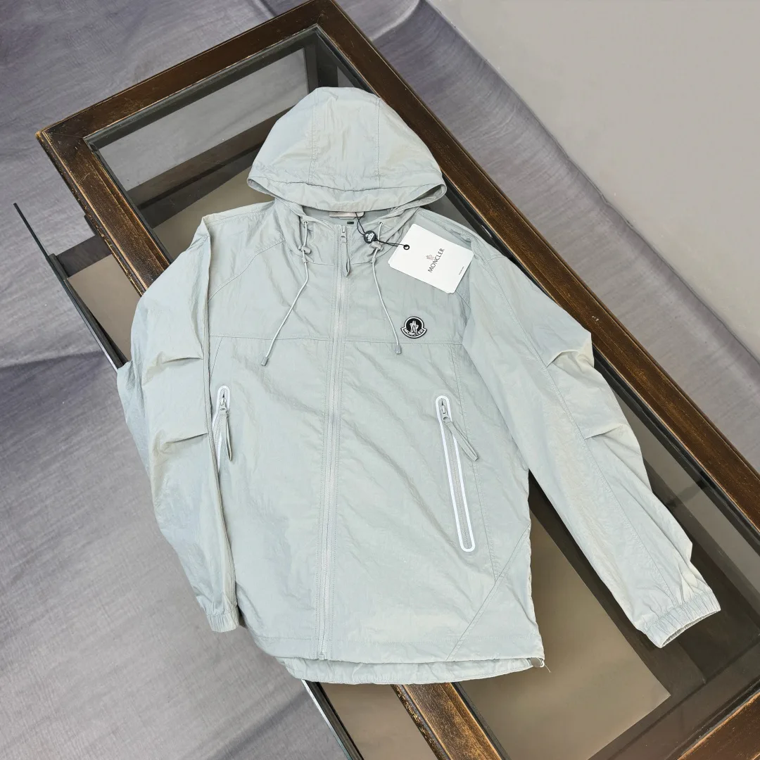Куртки И Пуховики Мужские Moncler 17286060