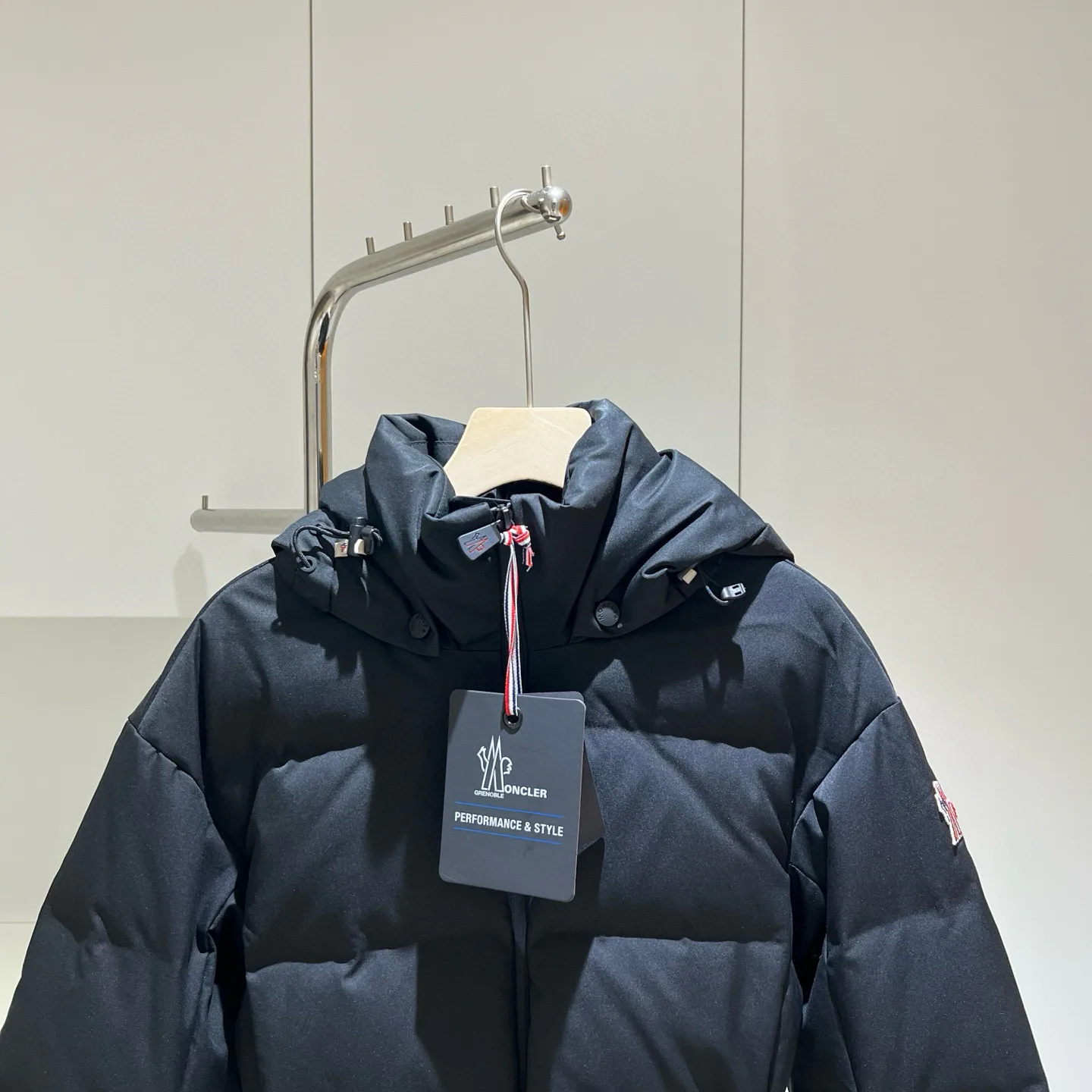 Куртки И Пуховики Женские Moncler 18336961