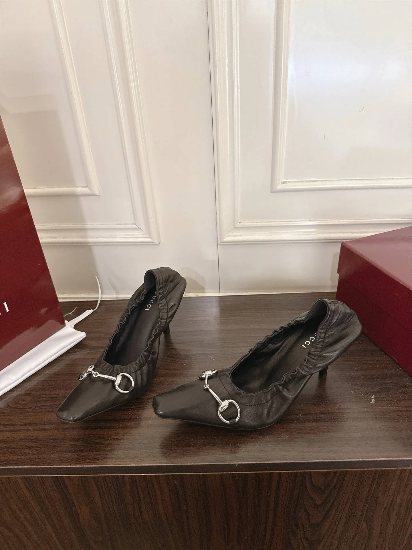 Туфли Женские Gucci 18143130