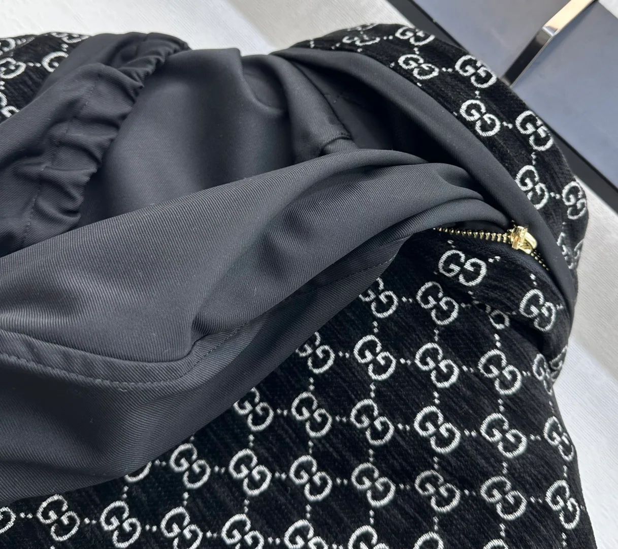 Куртки И Пуховики Женские Gucci 785439
