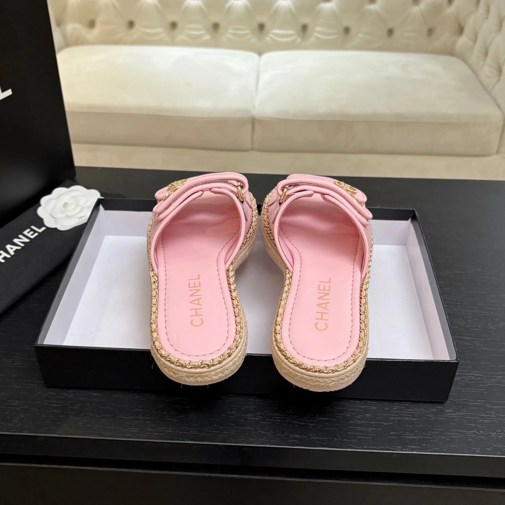 Шлепанцы Женские Chanel 2578923