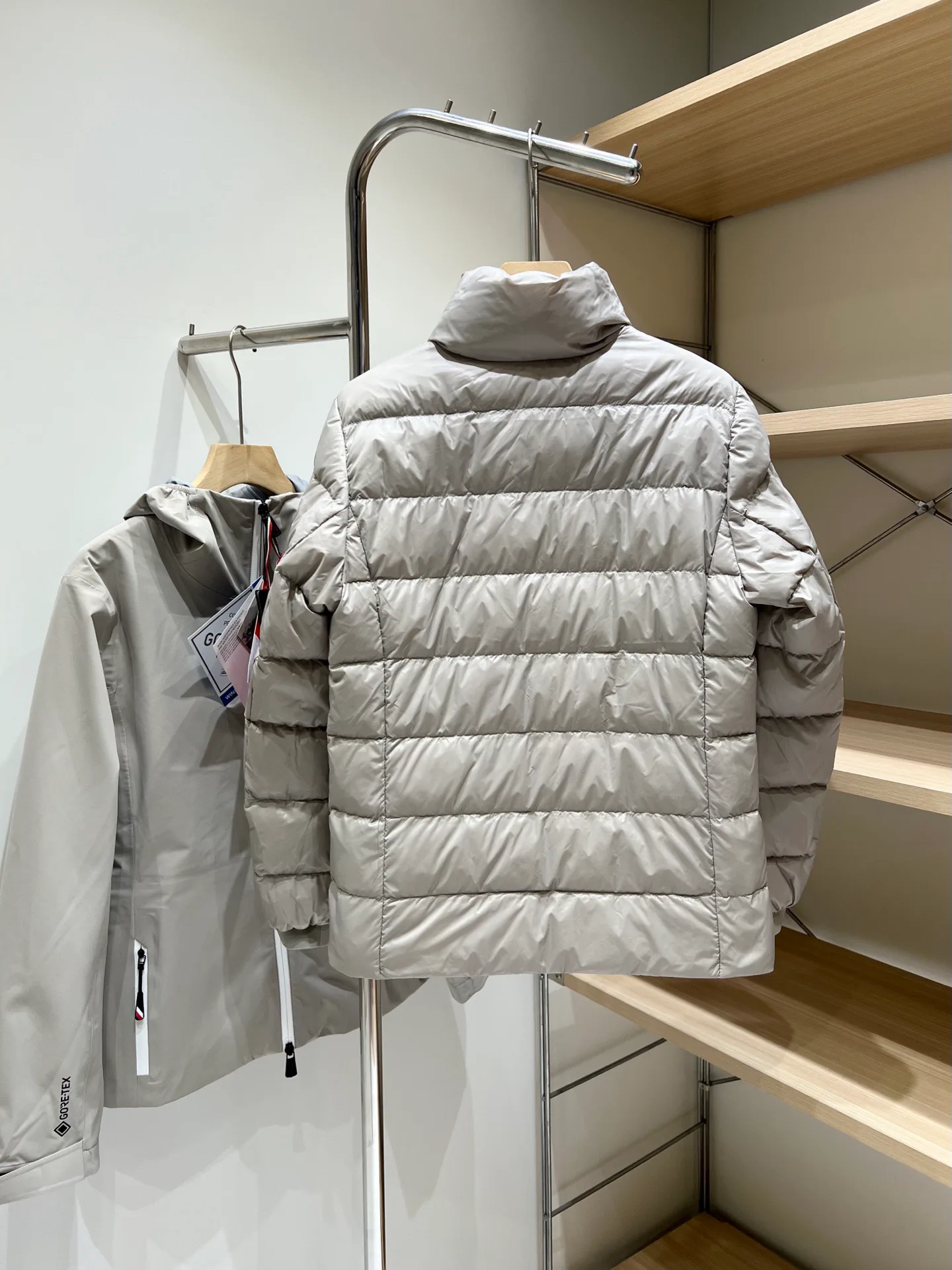 Куртки И Пуховики Женские Moncler 18131363