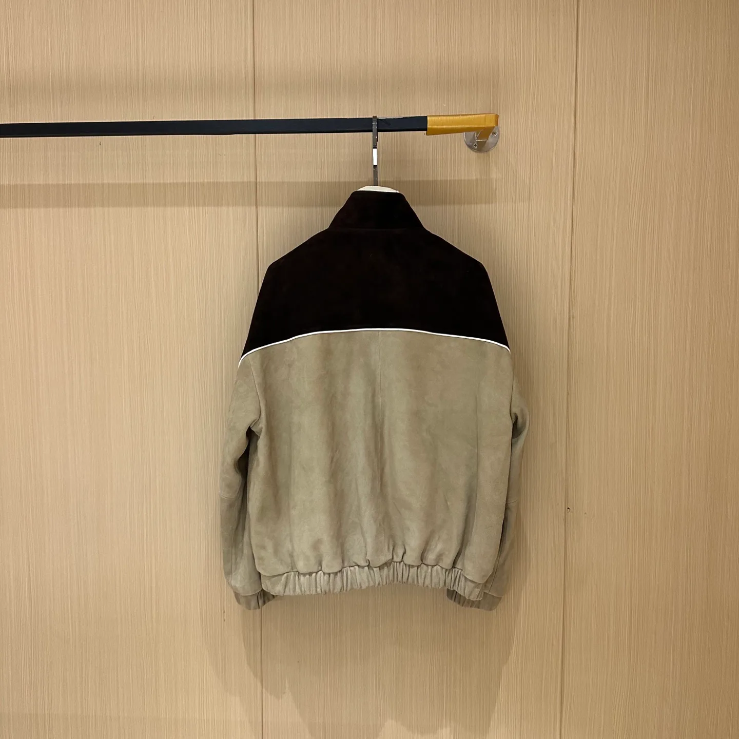 Куртки И Пуховики Женские Miu Miu 10783221