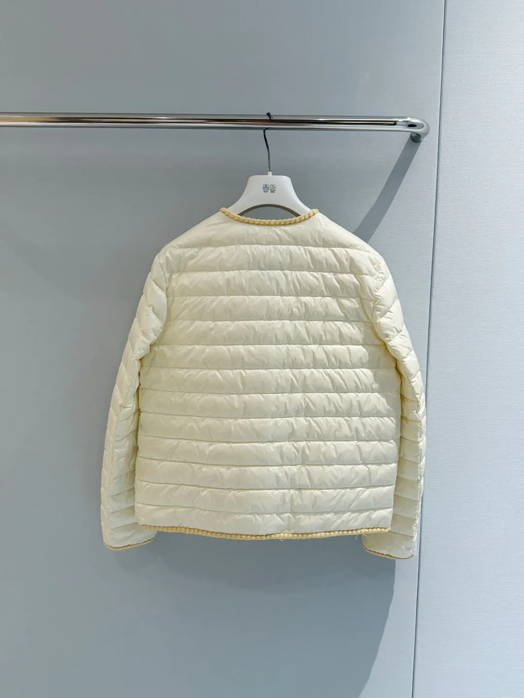 Куртки И Пуховики Женские Moncler 18184935