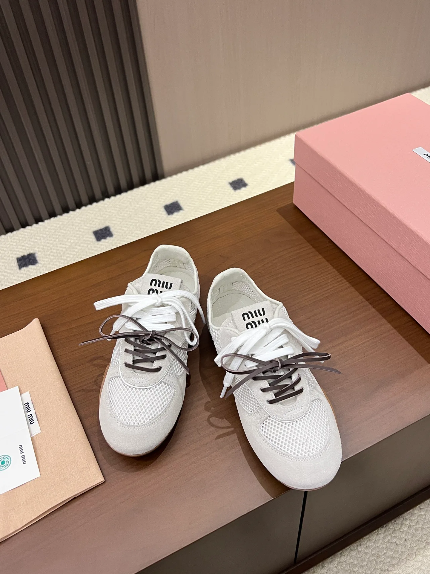 Кроссовки Женские Miu Miu 17968588