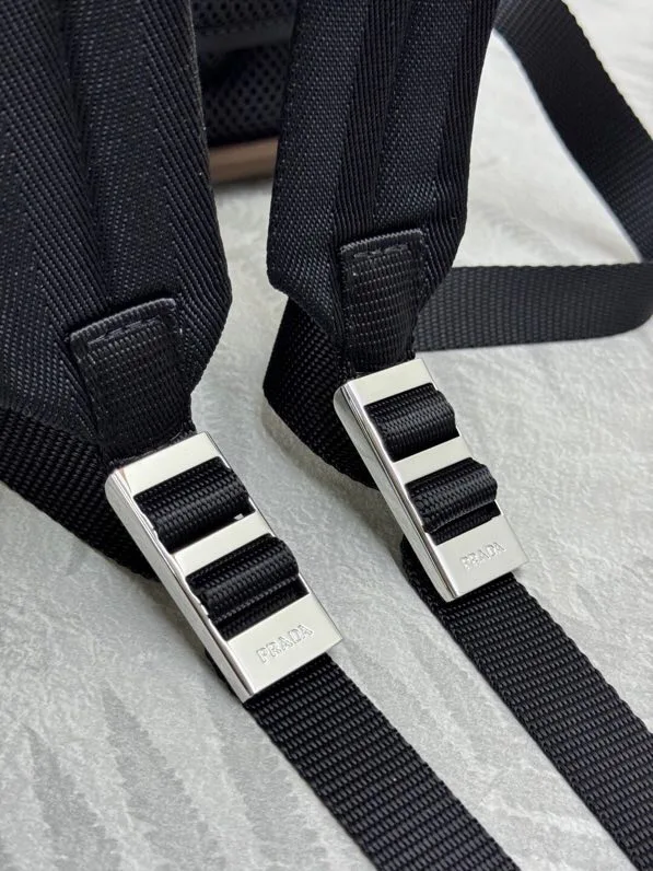Рюкзаки Женские Prada 18362288