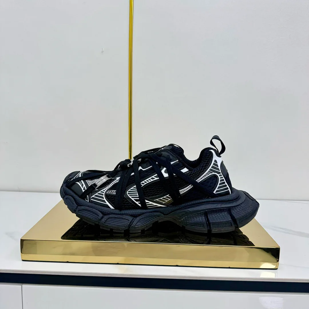 Кроссовки Женские Balenciaga 11165628