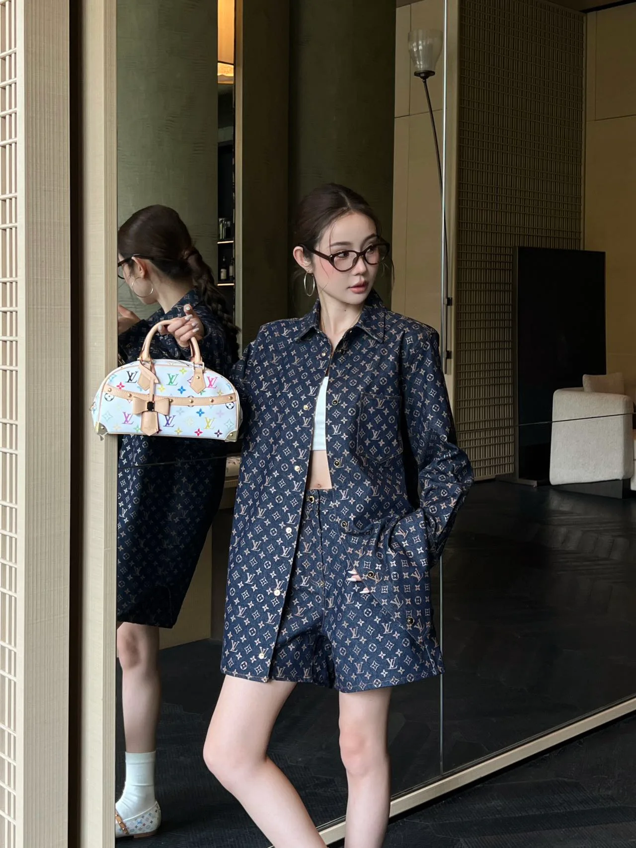 Шорты Женские Louis Vuitton 11775591