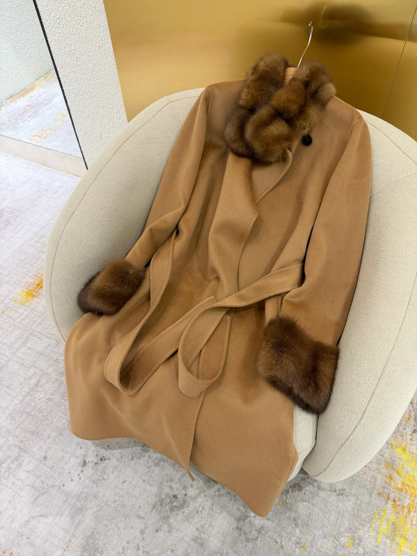 Пальто Женские Loro Piana 18452379