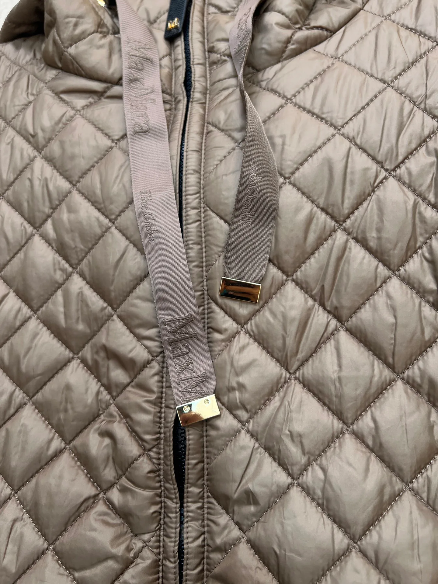 Куртки И Пуховики Женские Max Mara 19930111