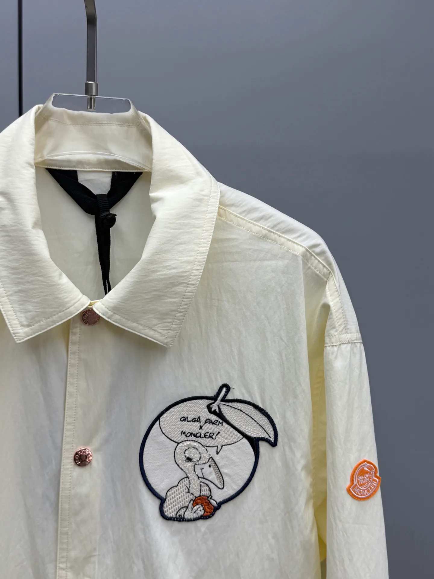 Рубашки Женские Moncler 11201585