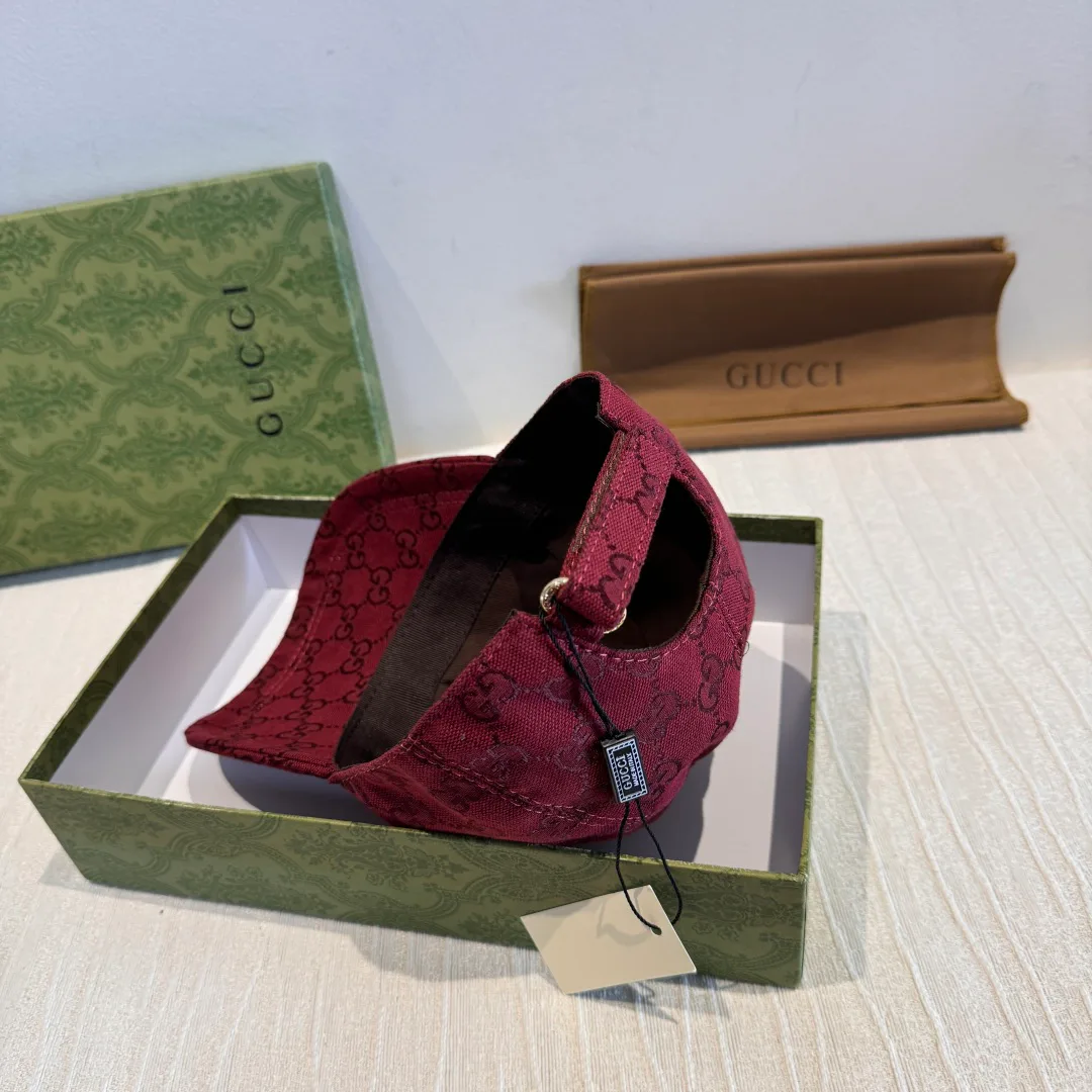 Головные Уборы Gucci 11529592