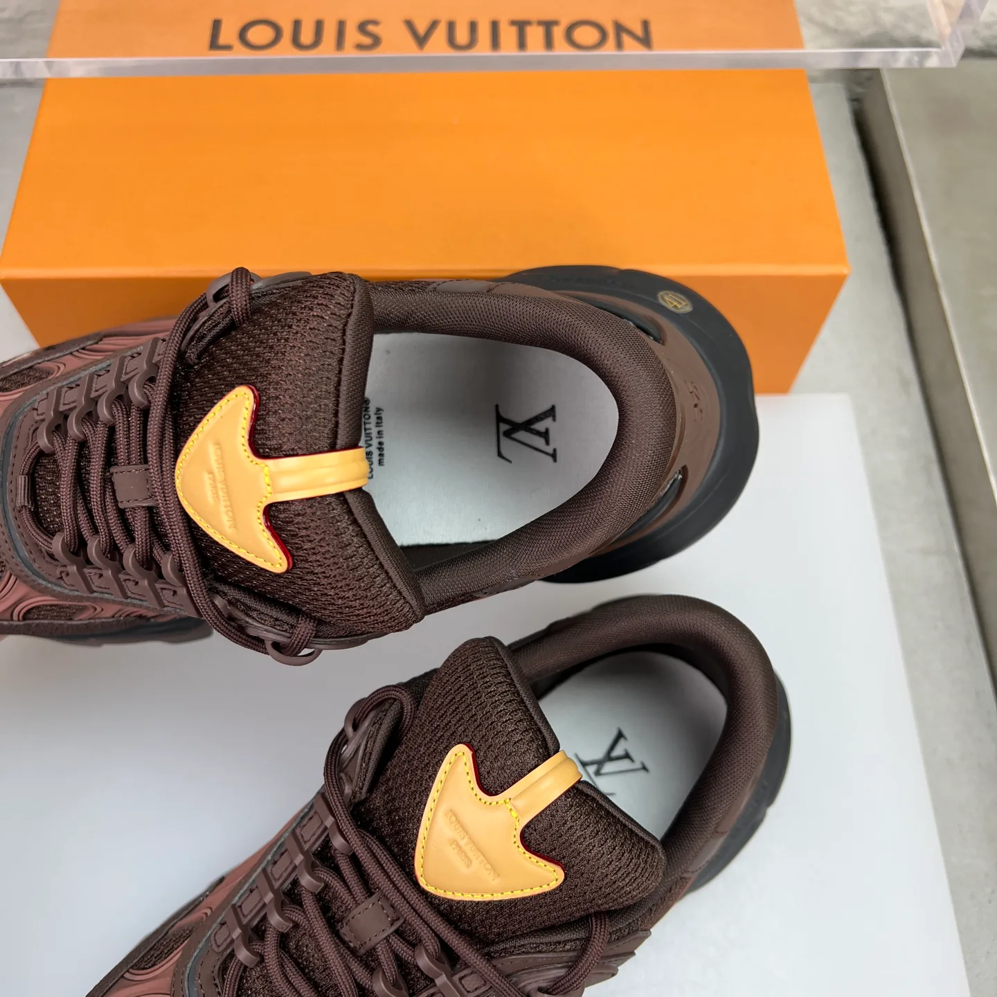 Кроссовки Мужские Louis Vuitton 11638100