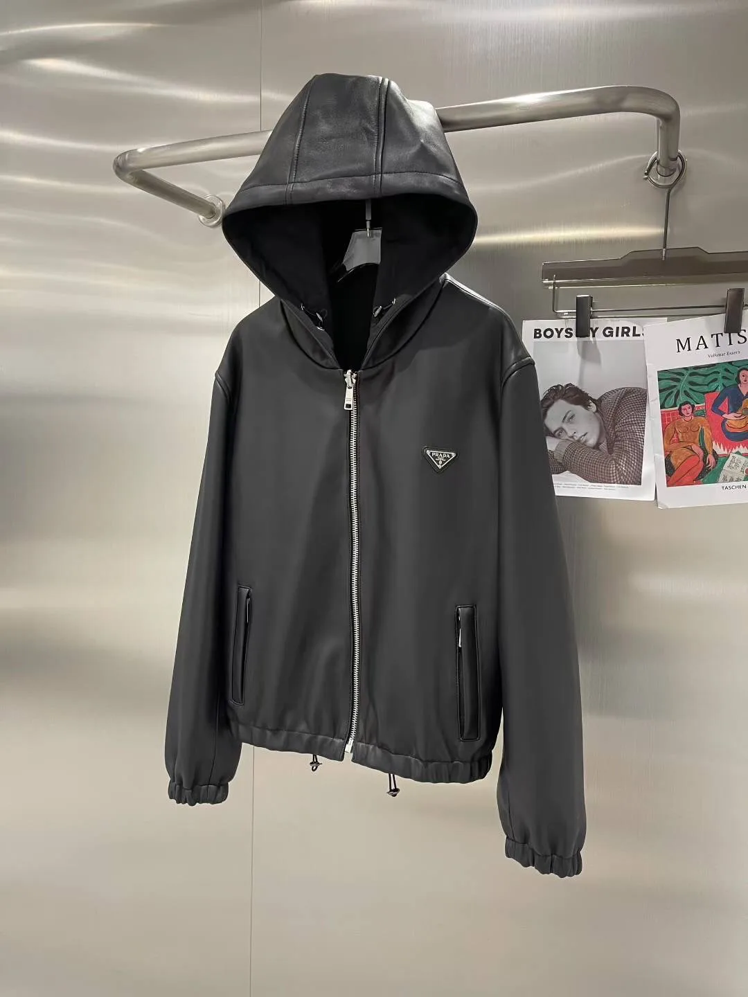 Кожаные Куртки И Дублёнки Женские Prada 13186440