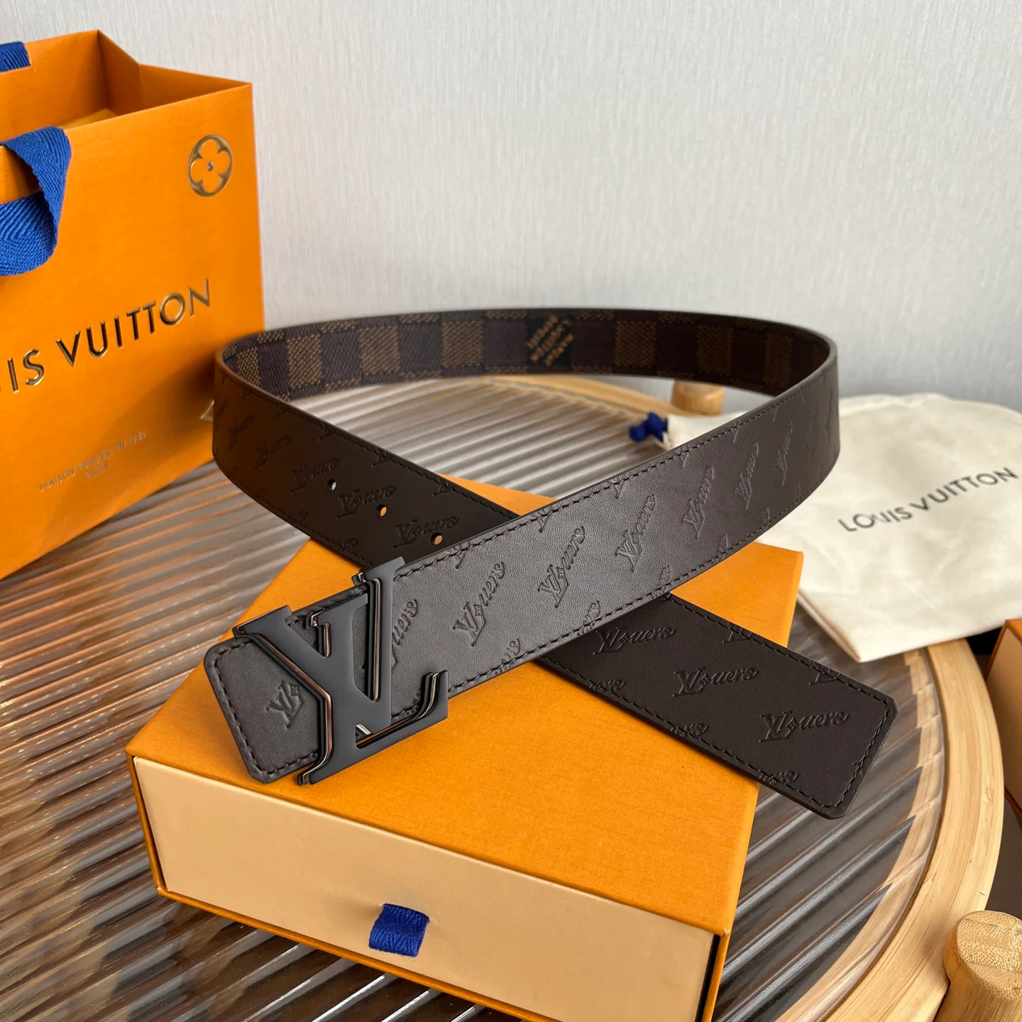 Ремни Louis Vuitton 10399064