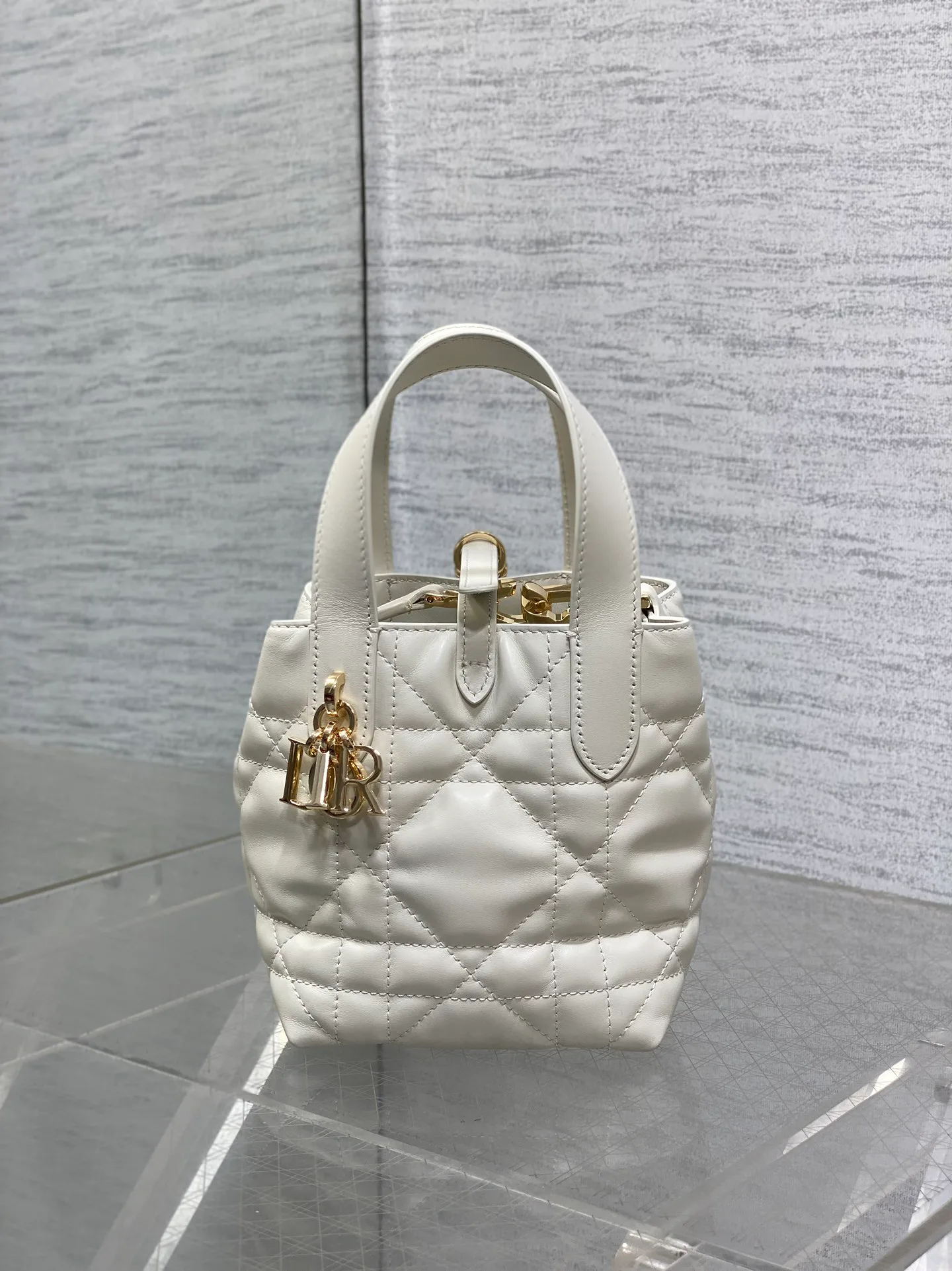 Классические Сумки Женские Christian Dior 11265139