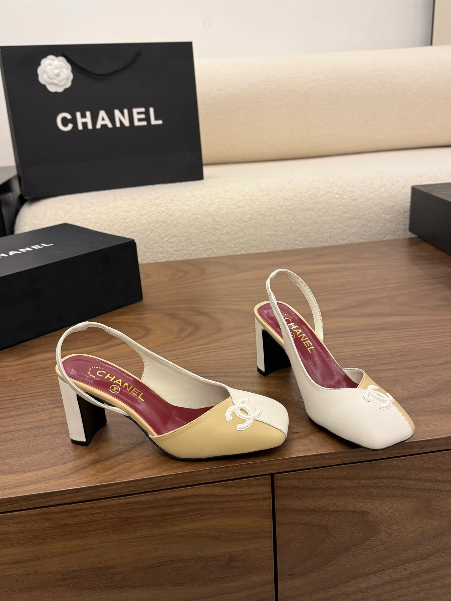 Туфли Женские Chanel 11689225