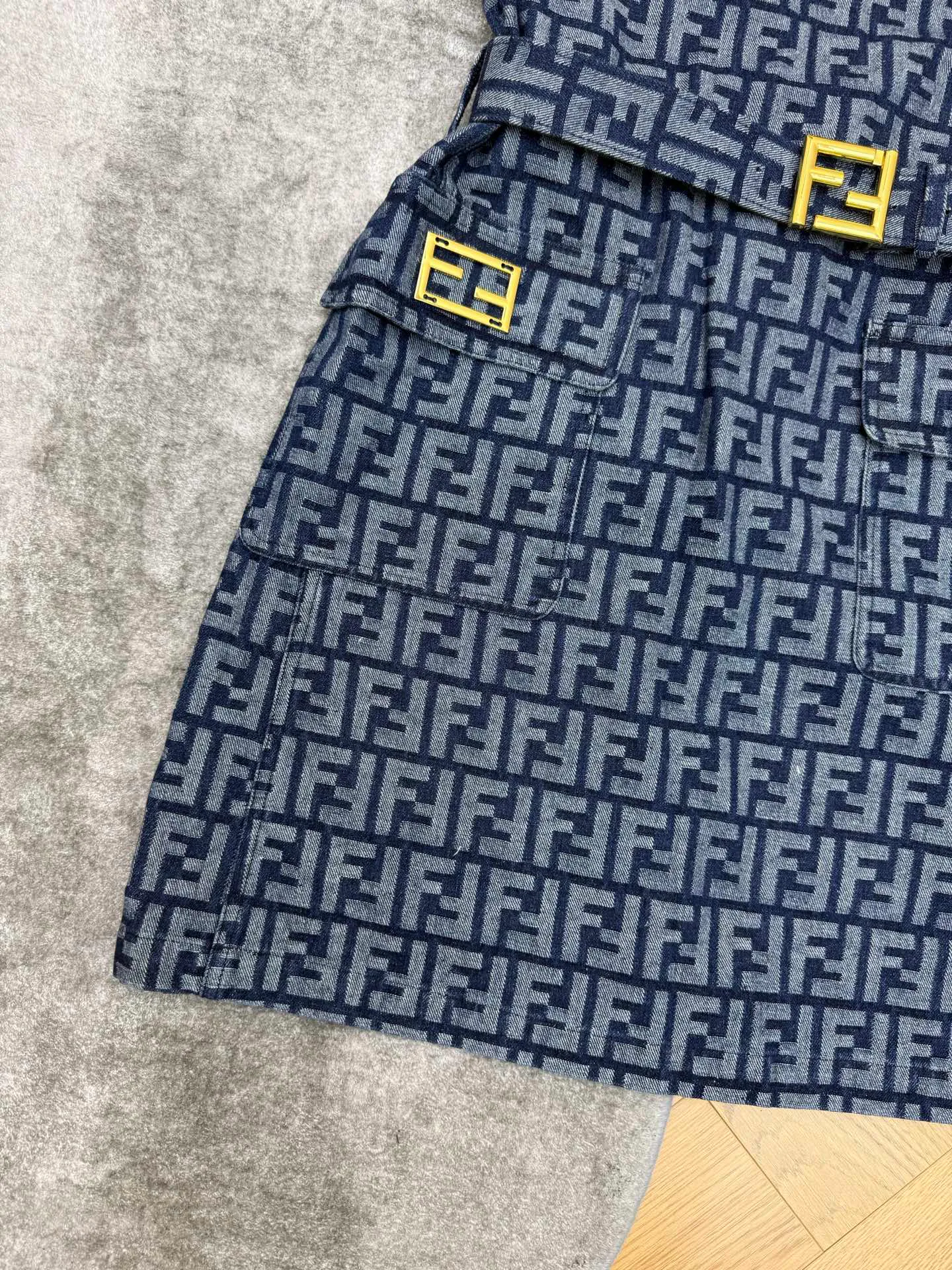 Платья Женские Fendi 13232016