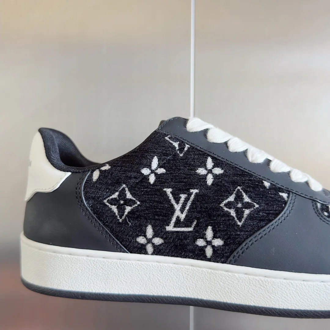 Кроссовки Женские Louis Vuitton 368488