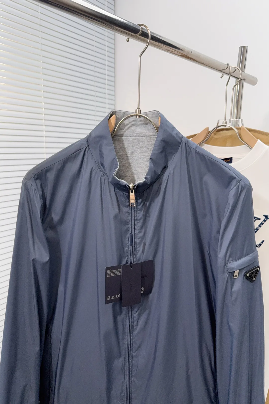 Куртки И Пуховики Мужские Prada 11684082