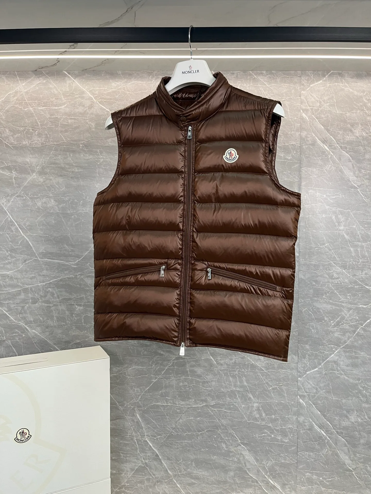 Жилеты Женские Moncler 18199691
