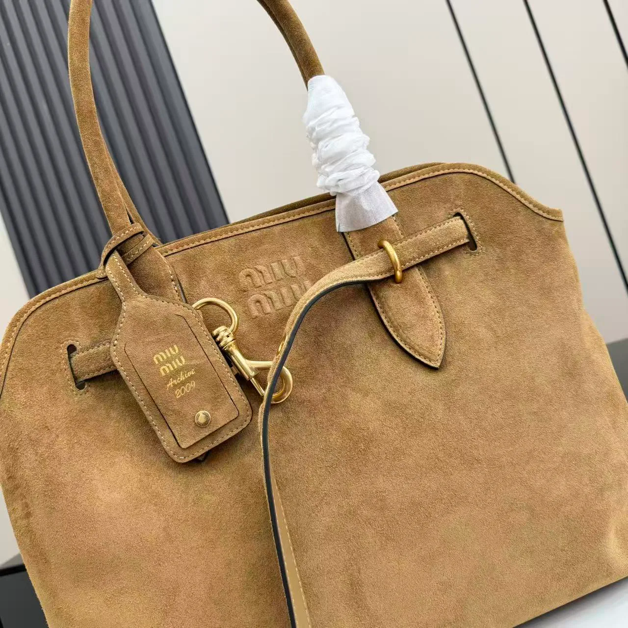 Классические Сумки Женские Miu Miu 11872252